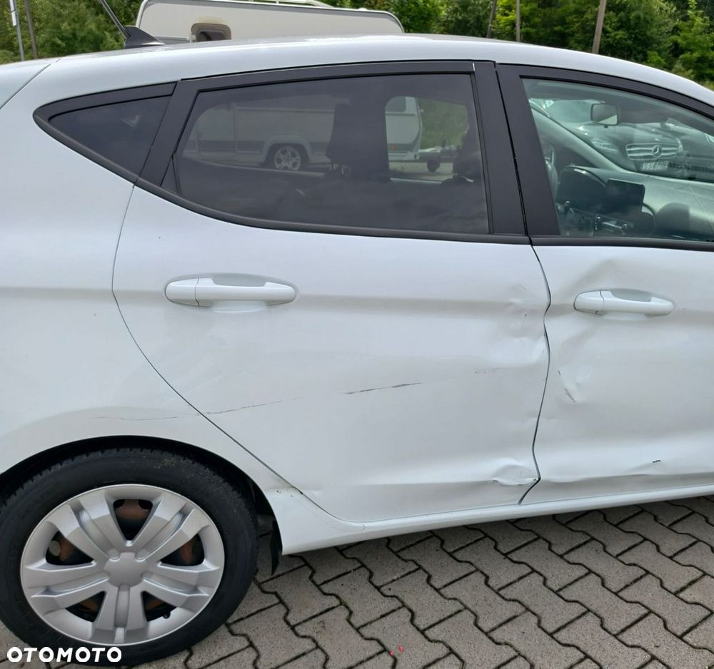 Ford Fiesta - 23