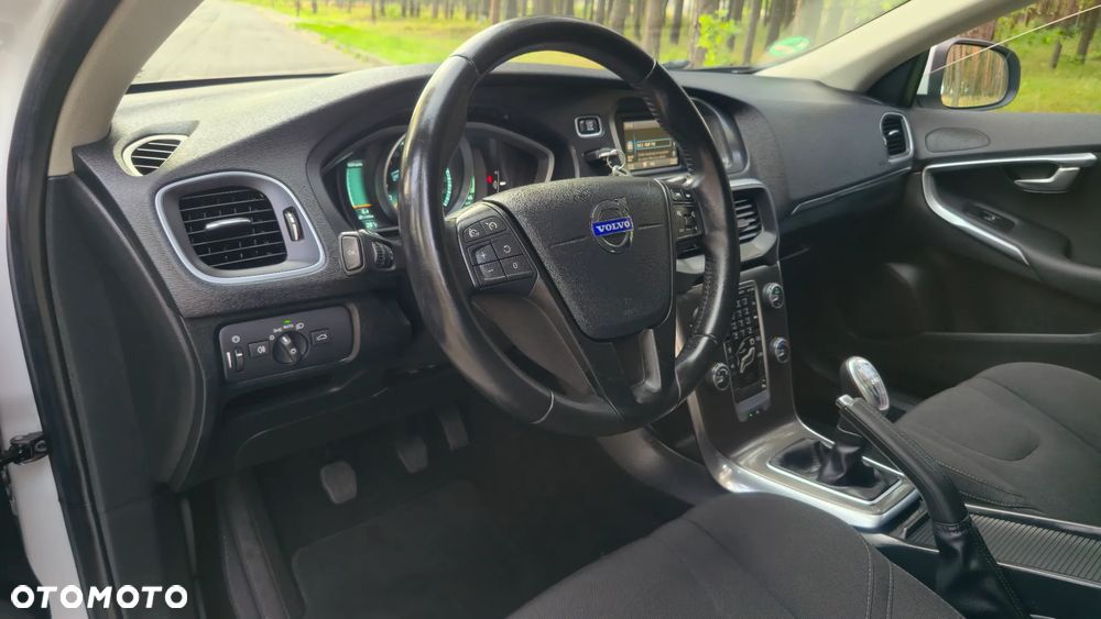 Volvo V40 D2 Kinetic - 10
