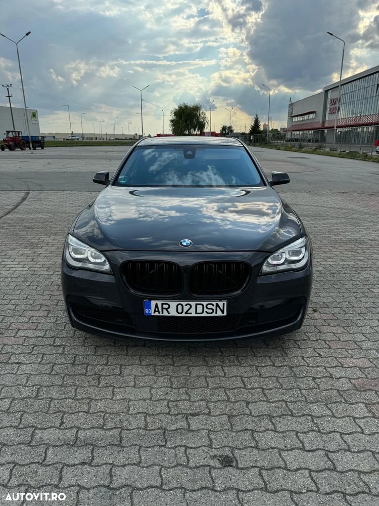 BMW Seria 7 740d - 1