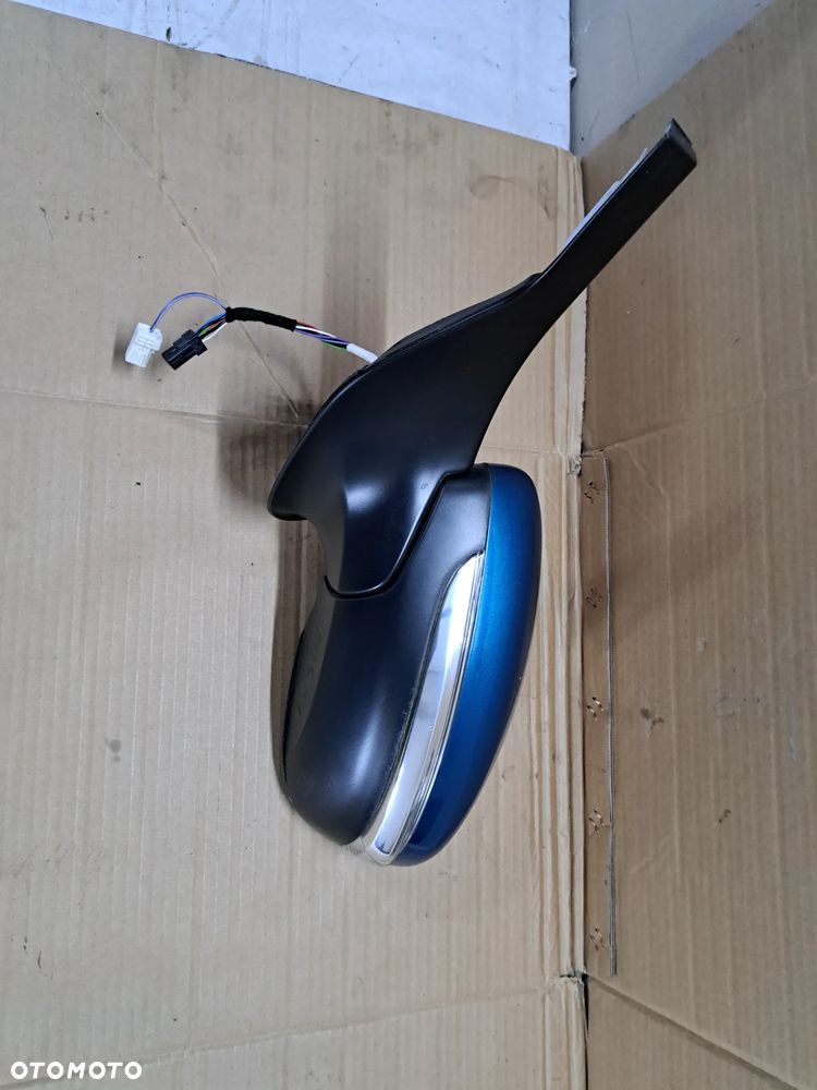 Citroen C3 III lift lusterko Lewe 6+2 pin Eu - 2
