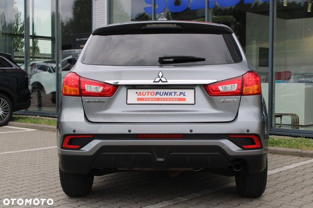 Mitsubishi ASX - 5
