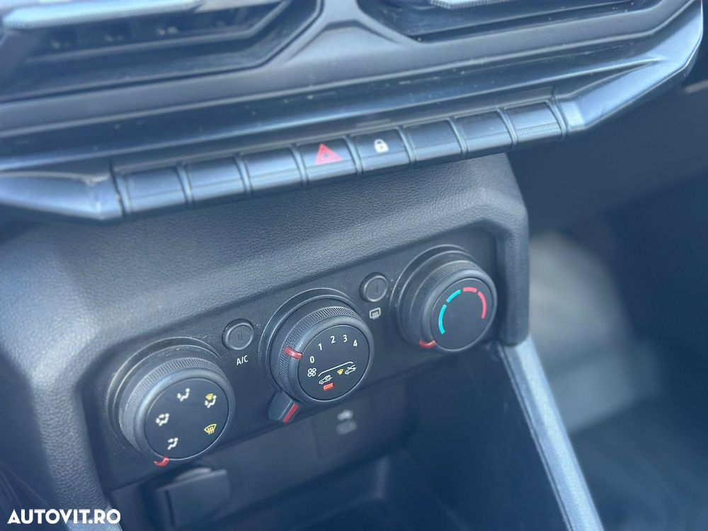 Dacia Duster ECO-G 100 Prestige - 38