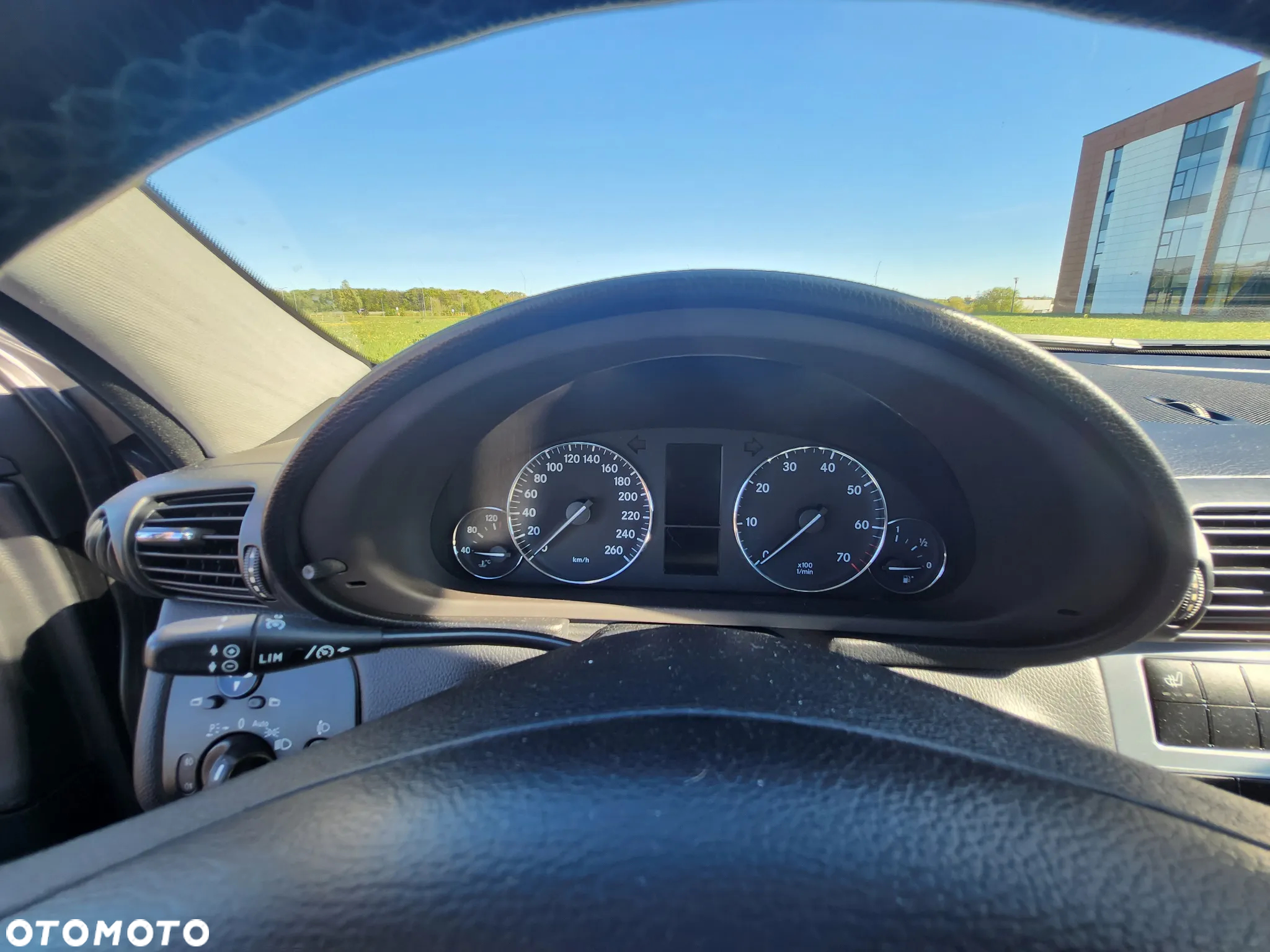 Mercedes-Benz Klasa C 180 T Kompressor Avantgarde - 9