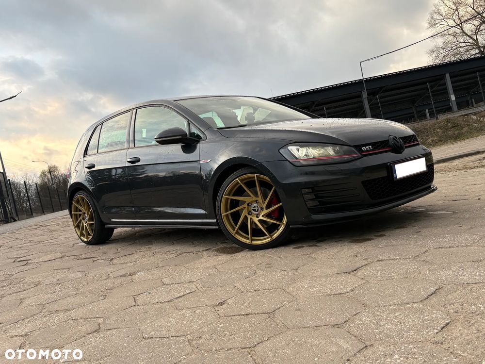 Volkswagen Golf 2.0 TSI BMT GTI - 11