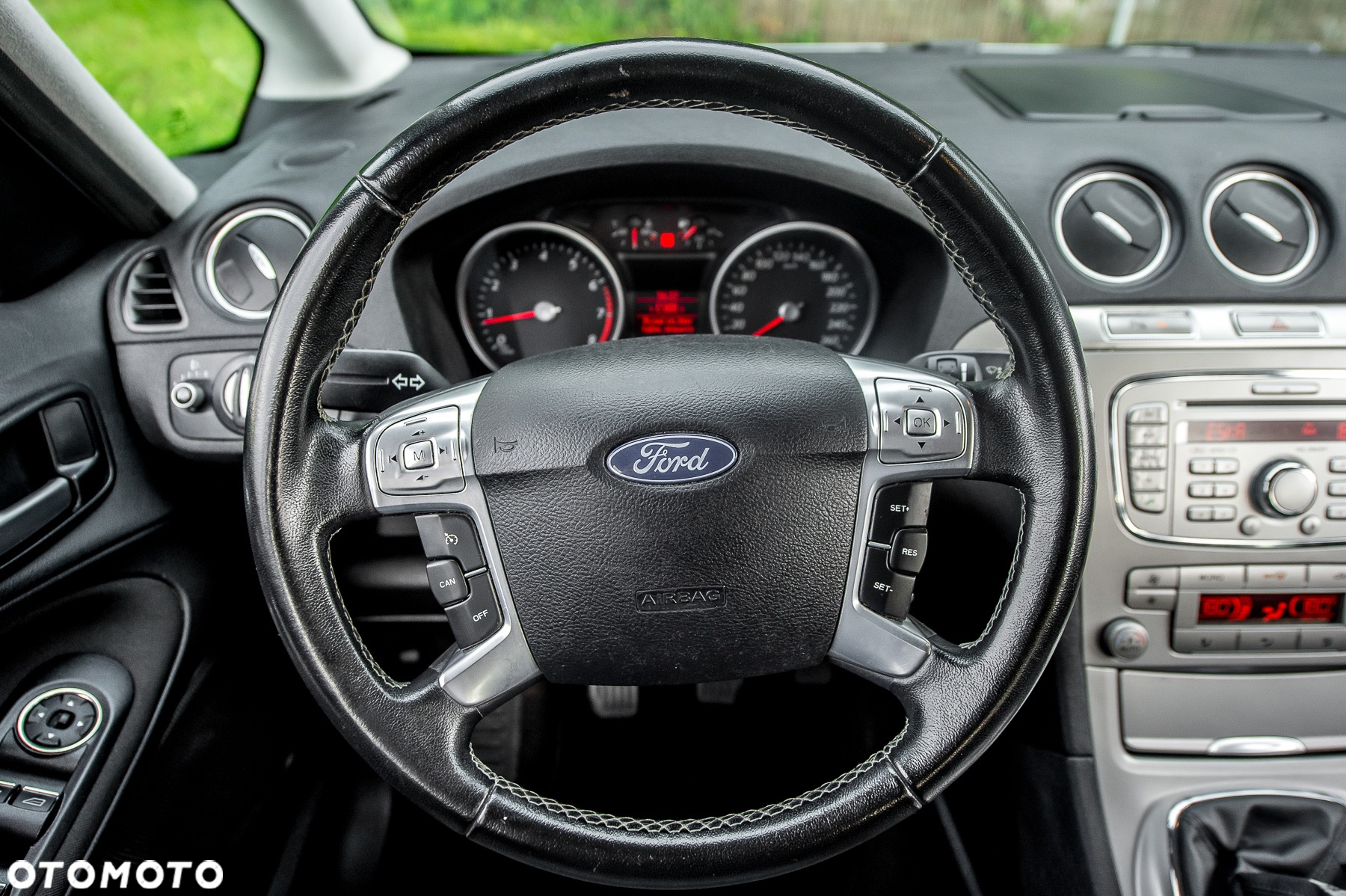 Ford Galaxy 2.0 FF Trend - 24