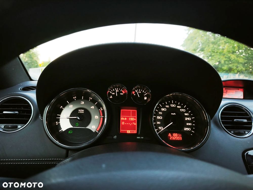 Peugeot RCZ 2.0 HDi - 21