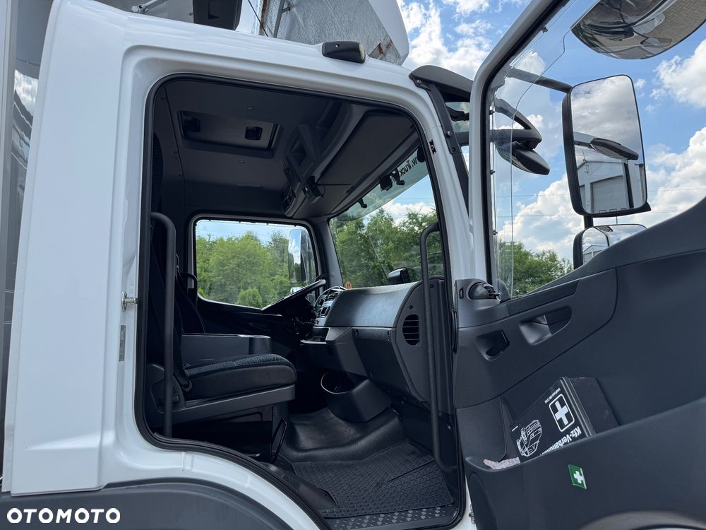 Mercedes-Benz ATEGO 1523 CHŁODNIA 6.35m Winda Z Niemiec - 23
