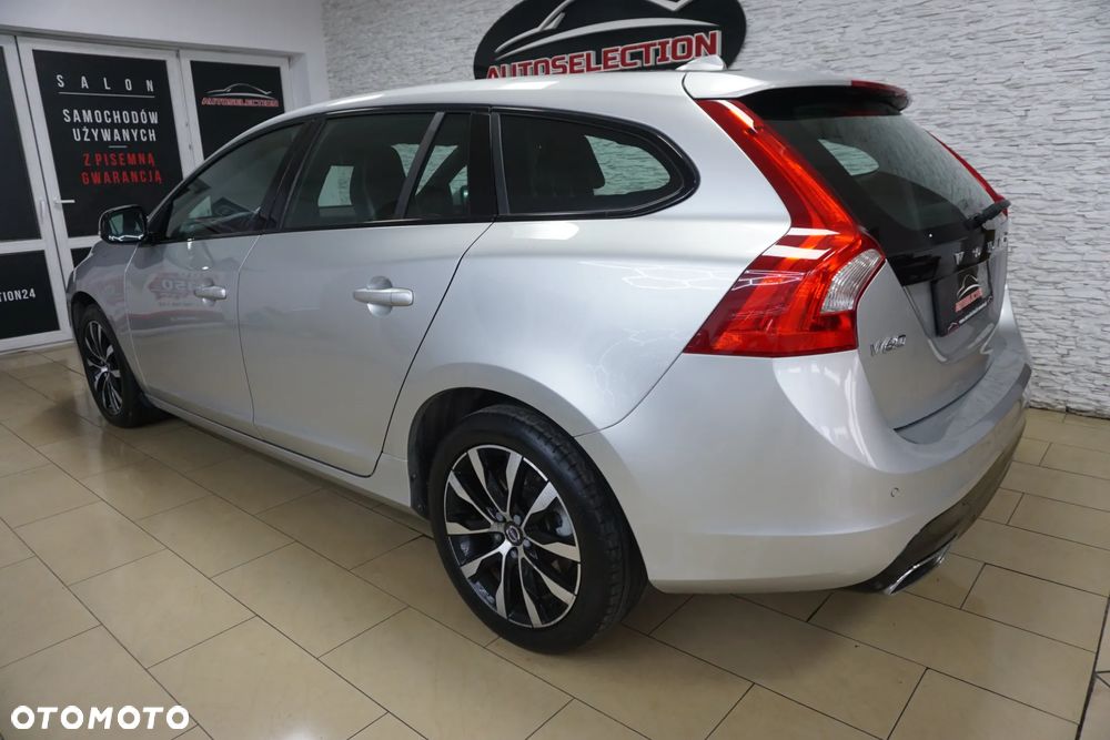 Volvo V60 D2 Kinetic - 10