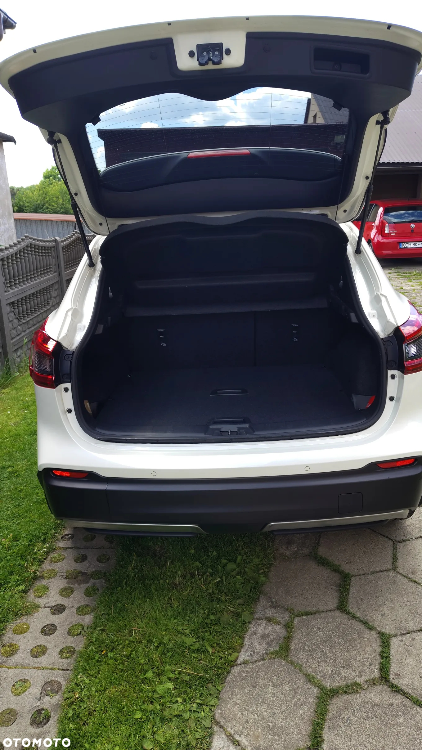 Nissan Qashqai 1.3 DIG-T N-Connecta - 6