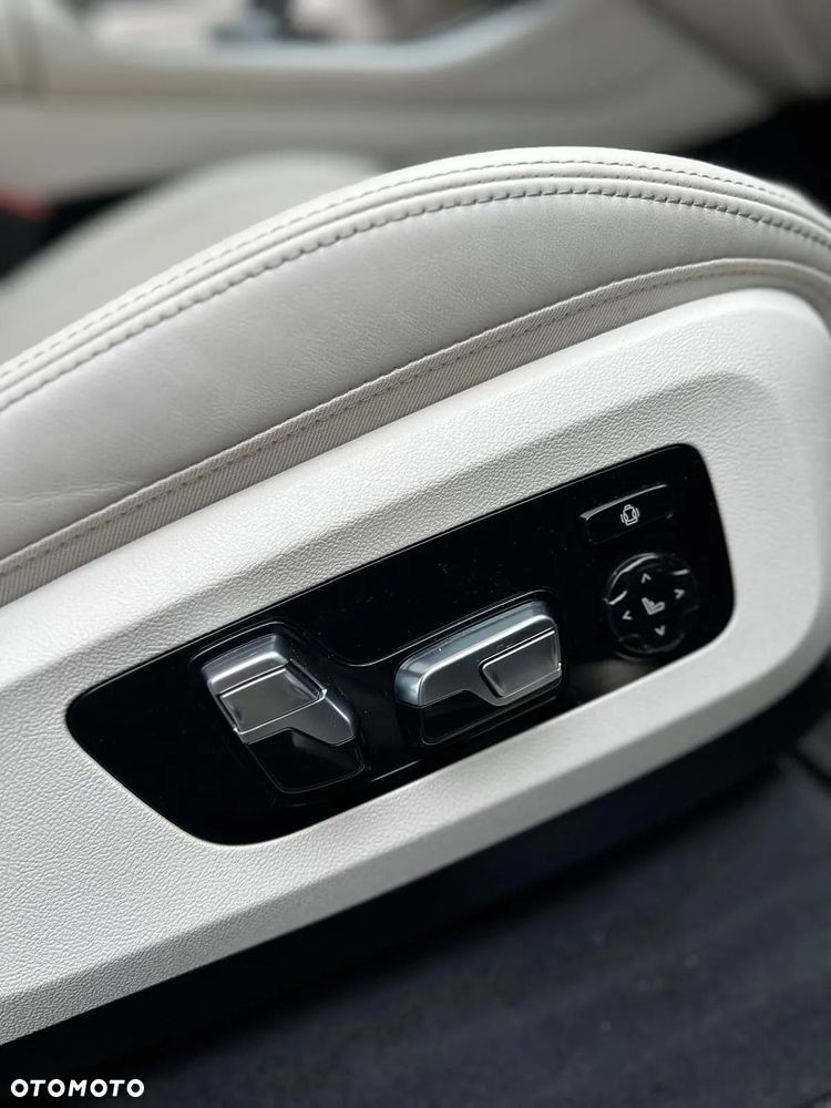 BMW X5 xDrive45e - 29