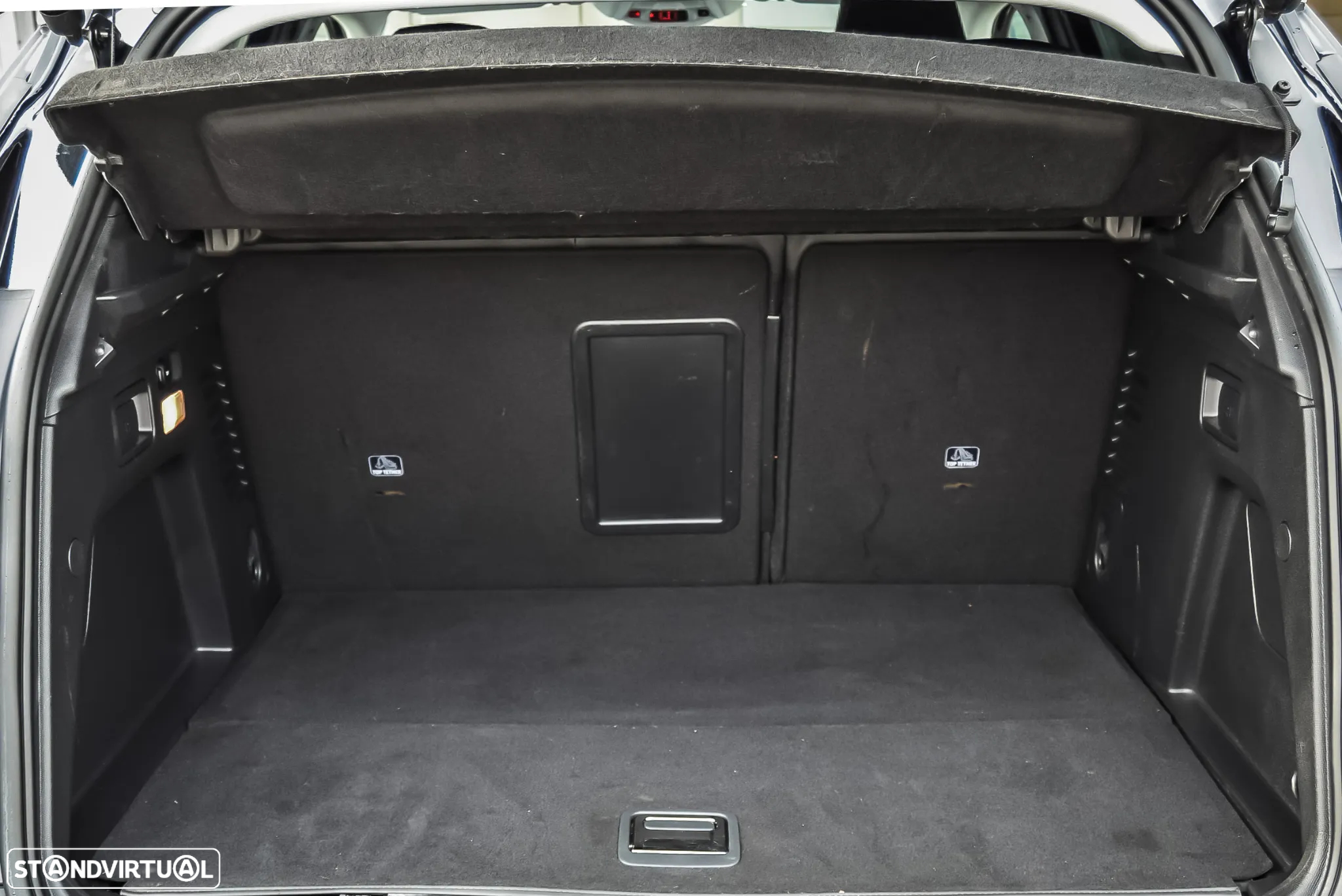 Peugeot 3008 1.6 Hybrid4 Allure Pack e-EAT8 - 25