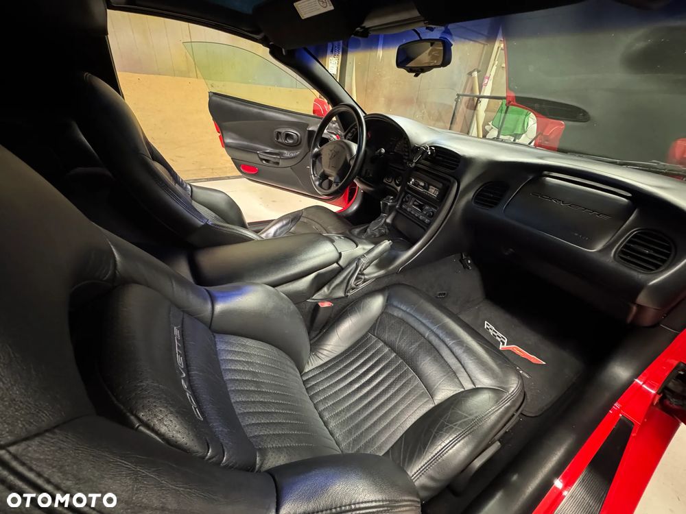 Chevrolet Corvette 5.7 - 10