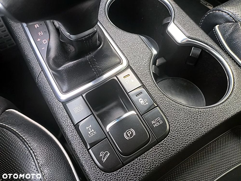 Kia Sportage 1.6 T-GDI AWD GT LINE - 6