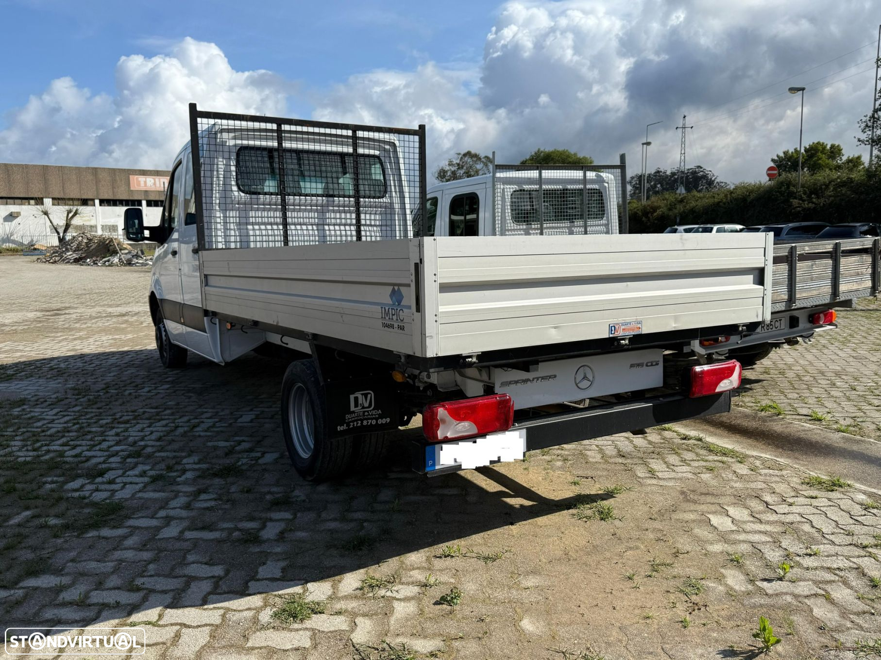 Mercedes-Benz Sprinter Outro - 2