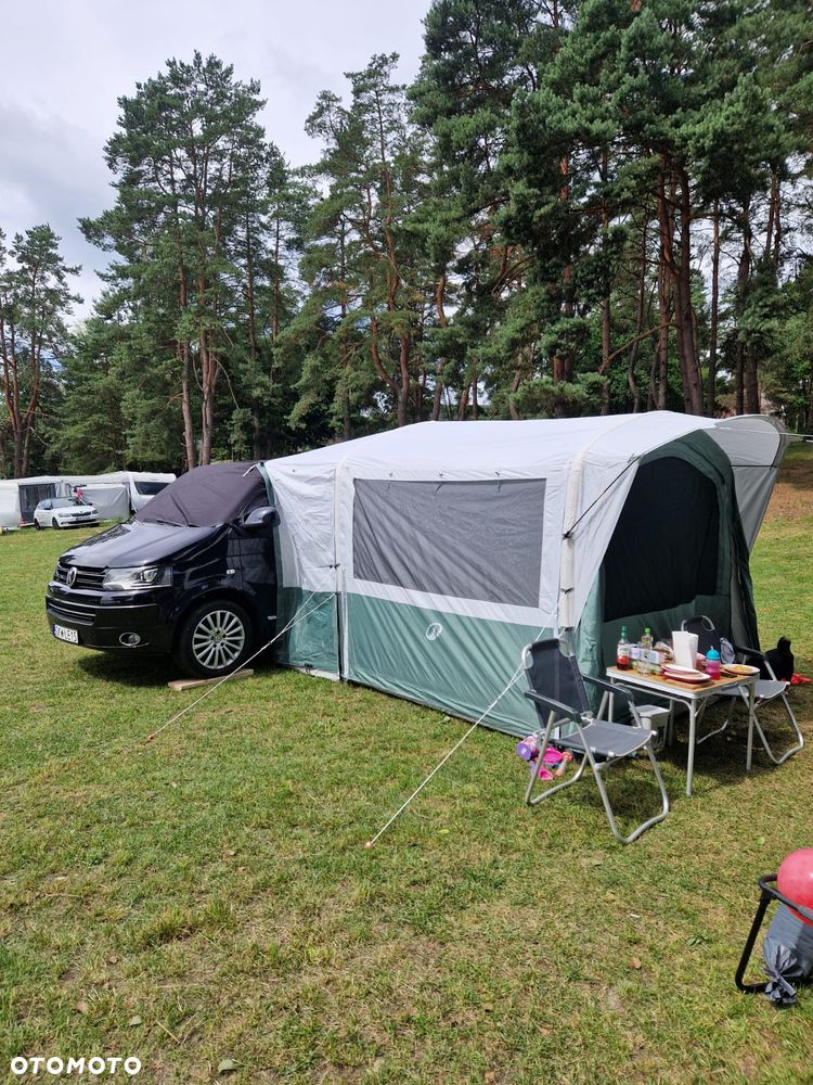 Volkswagen Multivan - 40