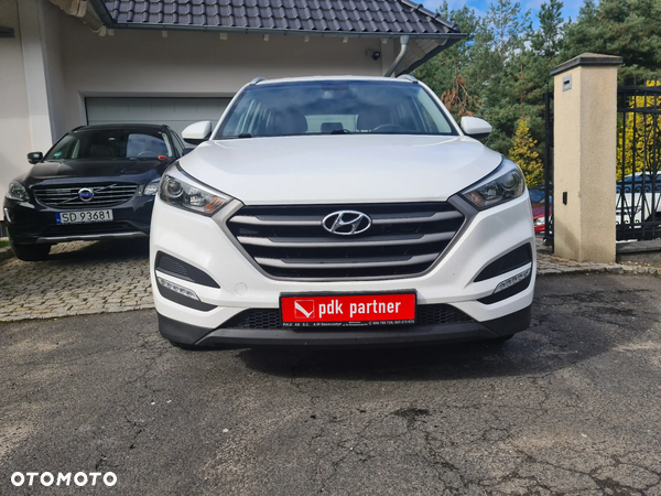 Hyundai Tucson blue 1.7 CRDi 2WD Style