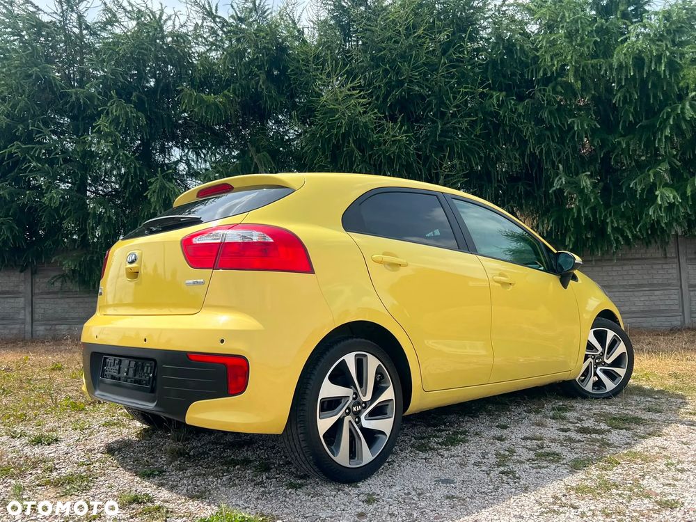 Kia Rio 1.2 Dream Team Edition - 9