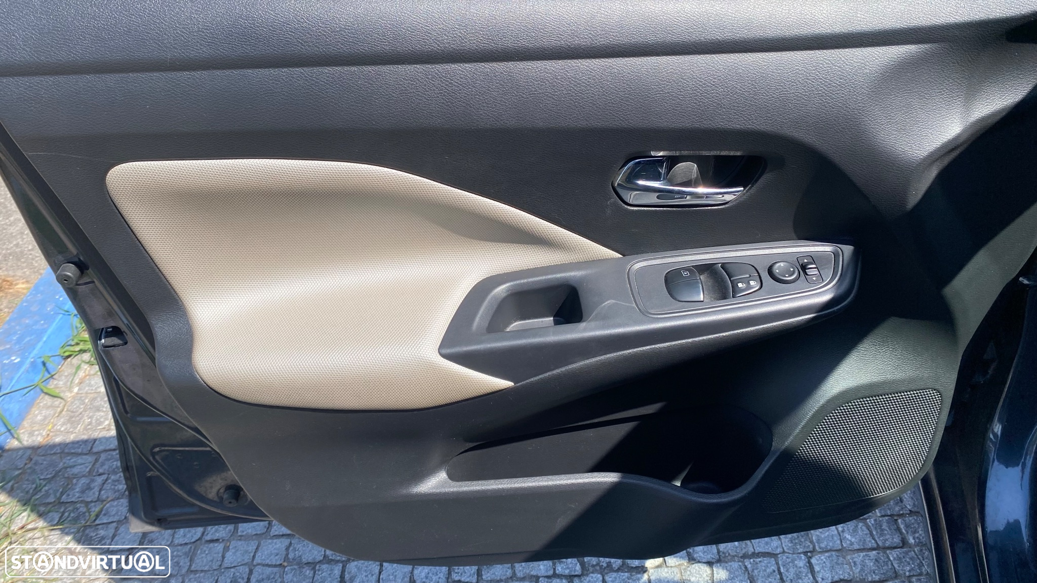 Nissan Micra 0.9 IG-T N-Connecta Urban S/S - 17