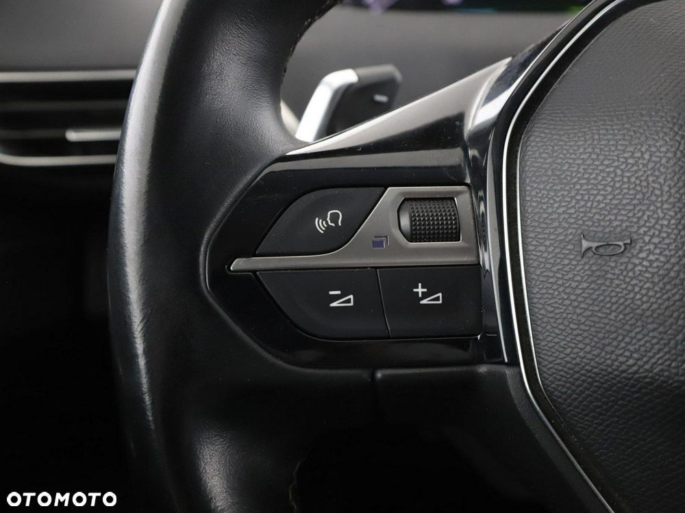 Peugeot 3008 225 e-EAT8 Allure Pack - 34