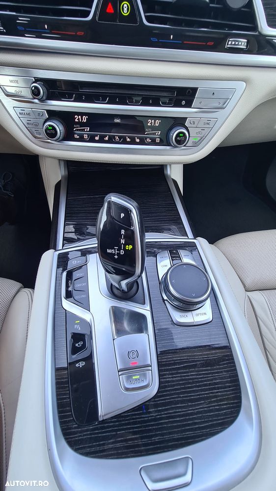 BMW Seria 7 740d xDrive - 20