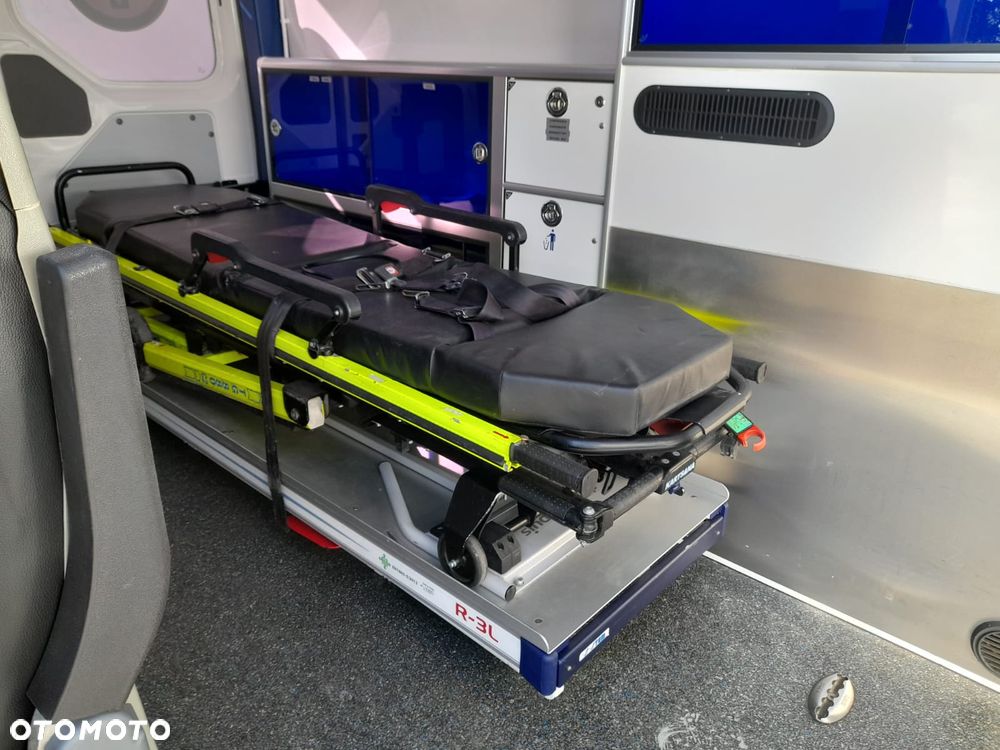 Volkswagen Crafter Karetka Ambulans Ambulance Sanitarny EN1789 - 10