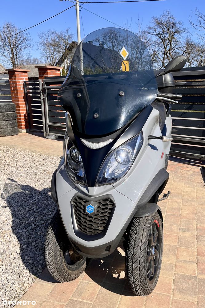 Piaggio MP-3 - 7