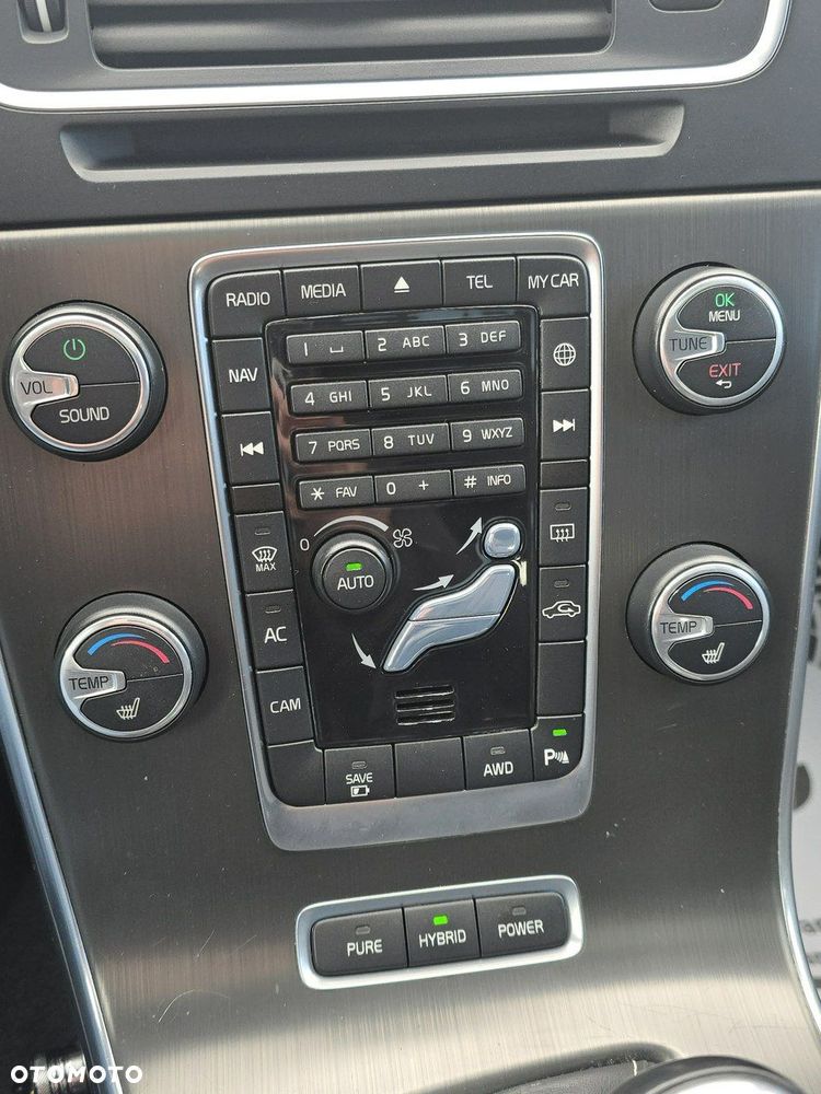 Volvo V60 - 31