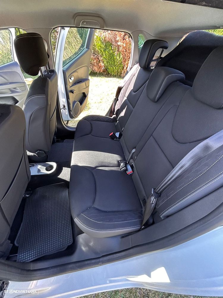 Renault Clio 0.9 TCe Limited - 14
