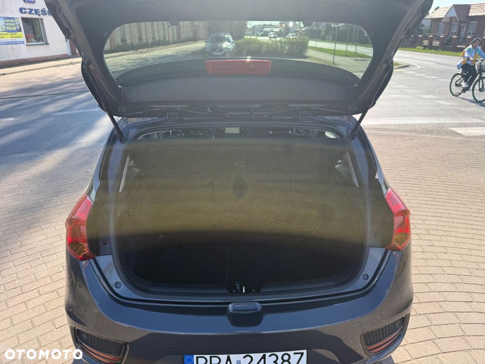 Kia Ceed 1.4 CVVT Dream-Team Edition - 18