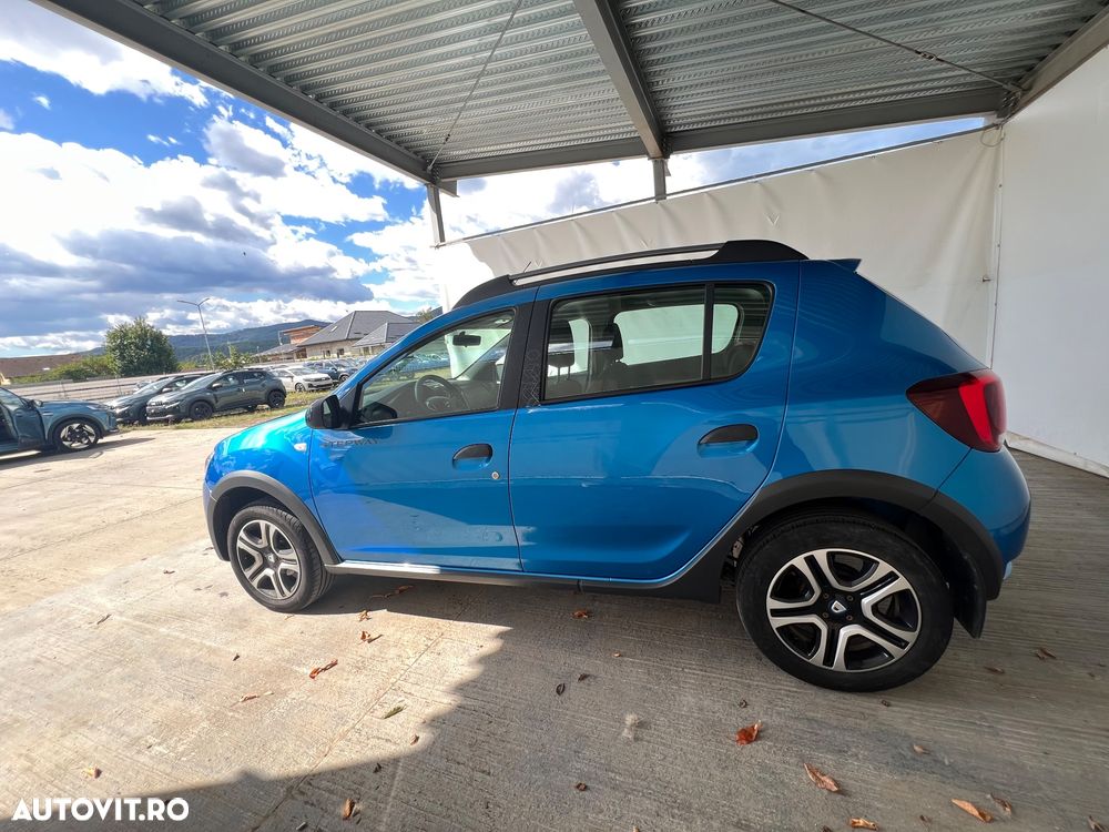 Dacia Sandero Stepway TCe 90 MT6 Comfort - 3