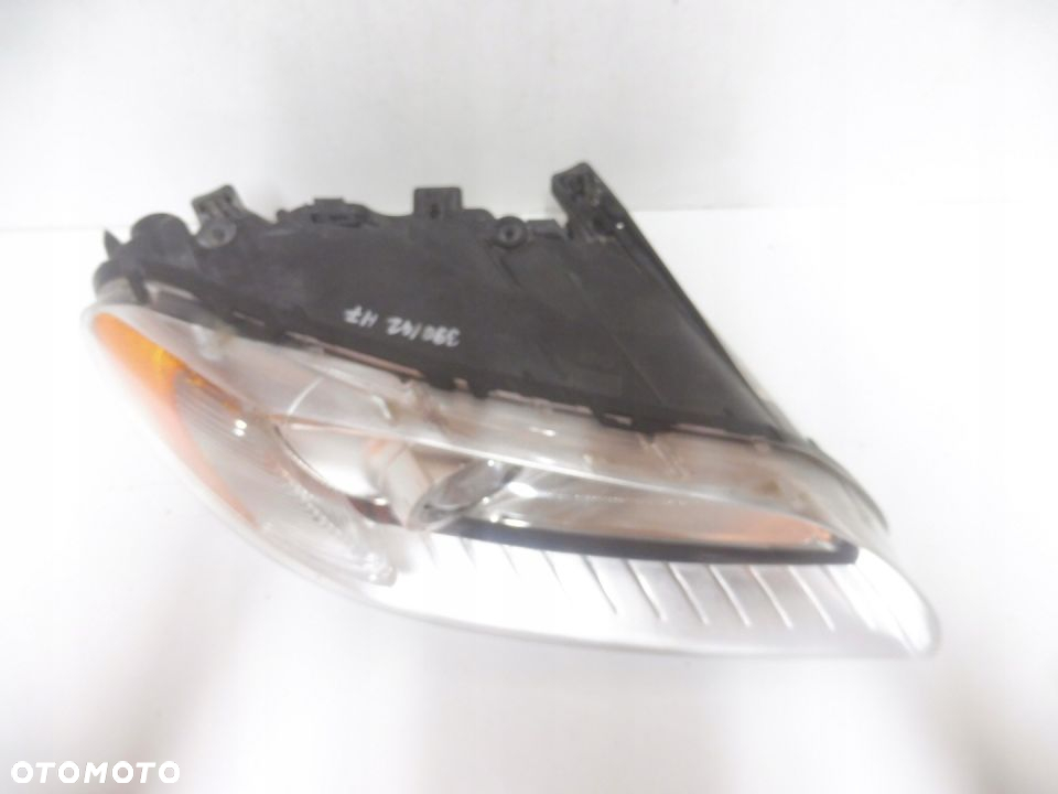 VOLVO S80 V70 XC70 LAMPA PRAWA XENON NIE SKR - 2