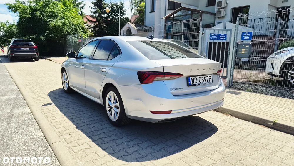 Skoda Octavia 1.5 TSI ACT Ambition - 4