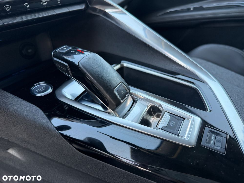 Peugeot 3008 BlueHDi 120 Stop & Start EAT6 Allure - 23