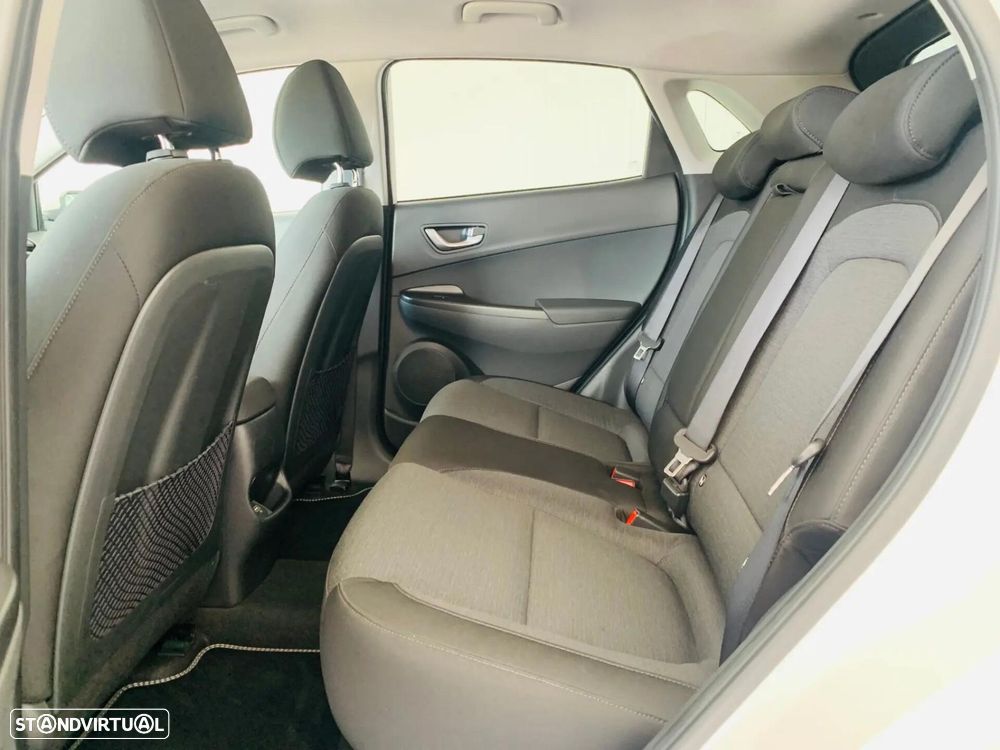 Hyundai Kauai 48.6 kWh Premium - 27