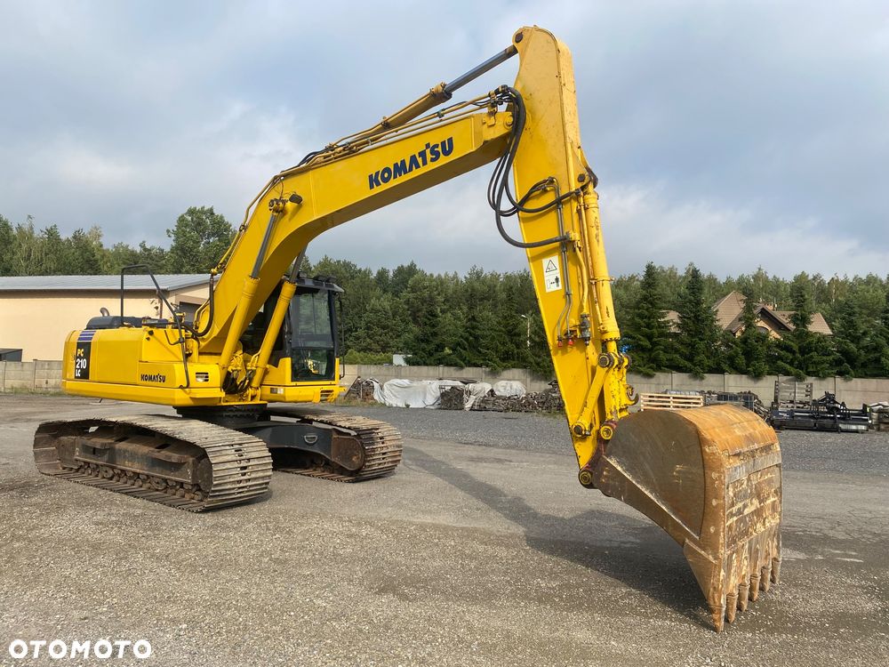 Komatsu PC 210 LC - 14