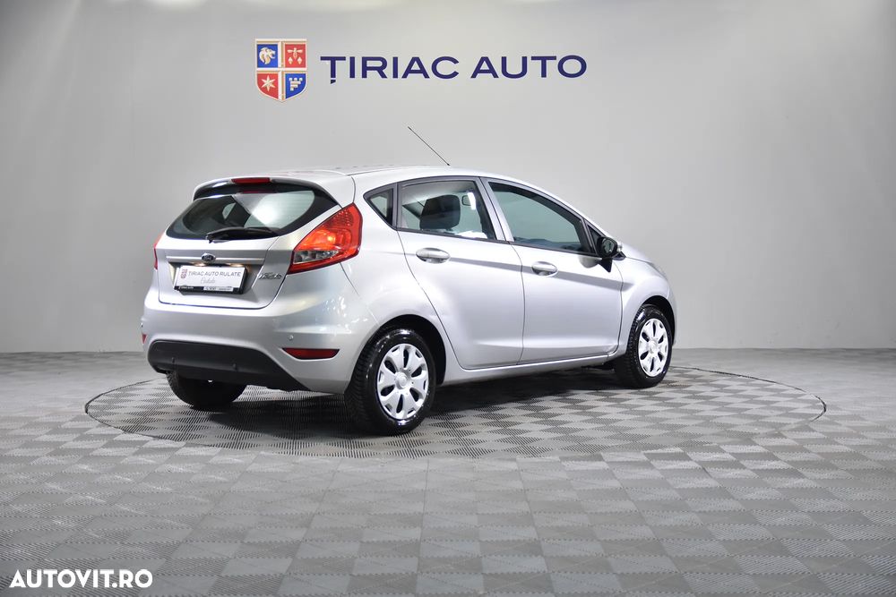 Ford Fiesta - 6