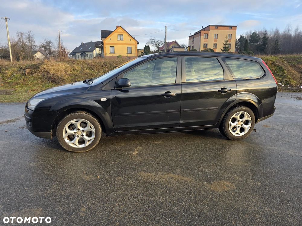 Ford Focus 1.8 FF Trend - 4