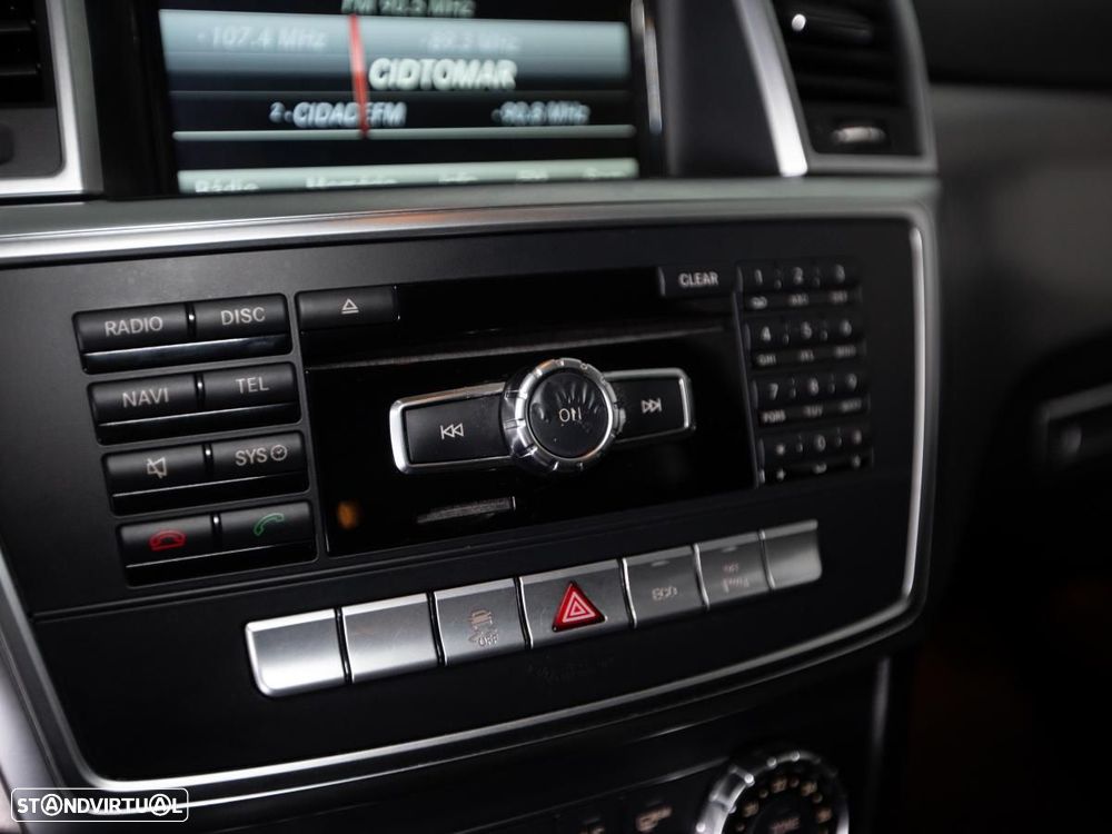 Mercedes-Benz ML 350 - 23