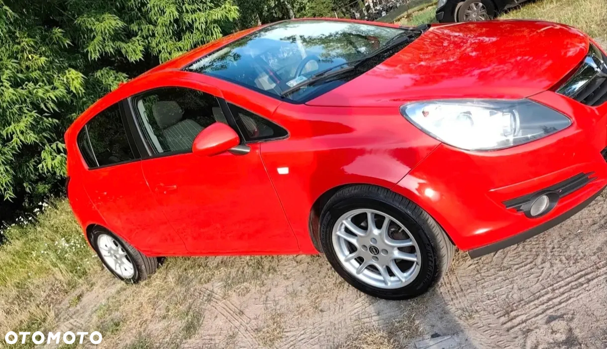Opel Corsa 1.4 16V Cosmo - 14
