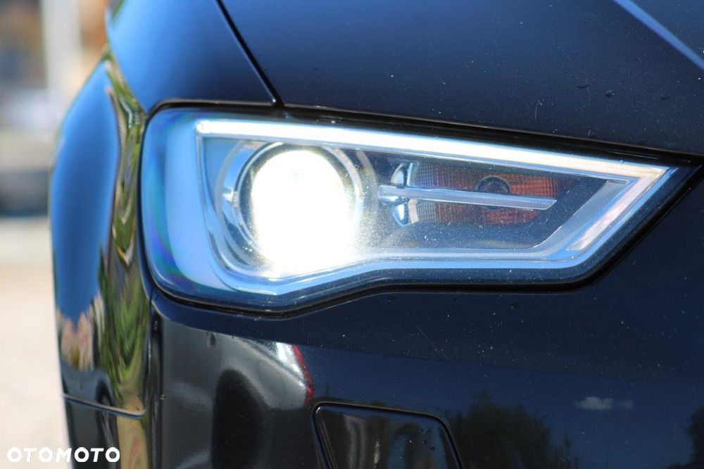 Audi A3 Sportback 2.0 TDI (clean diesel) Attraction - 31