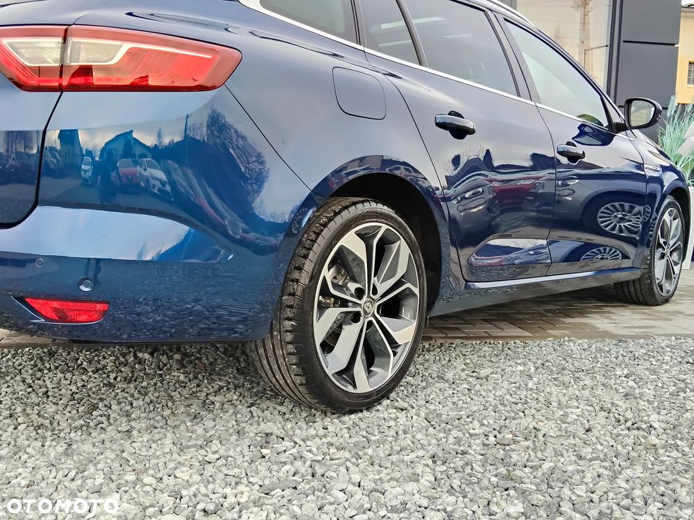 Renault Megane ENERGY dCi 110 EDC BOSE EDITION - 38