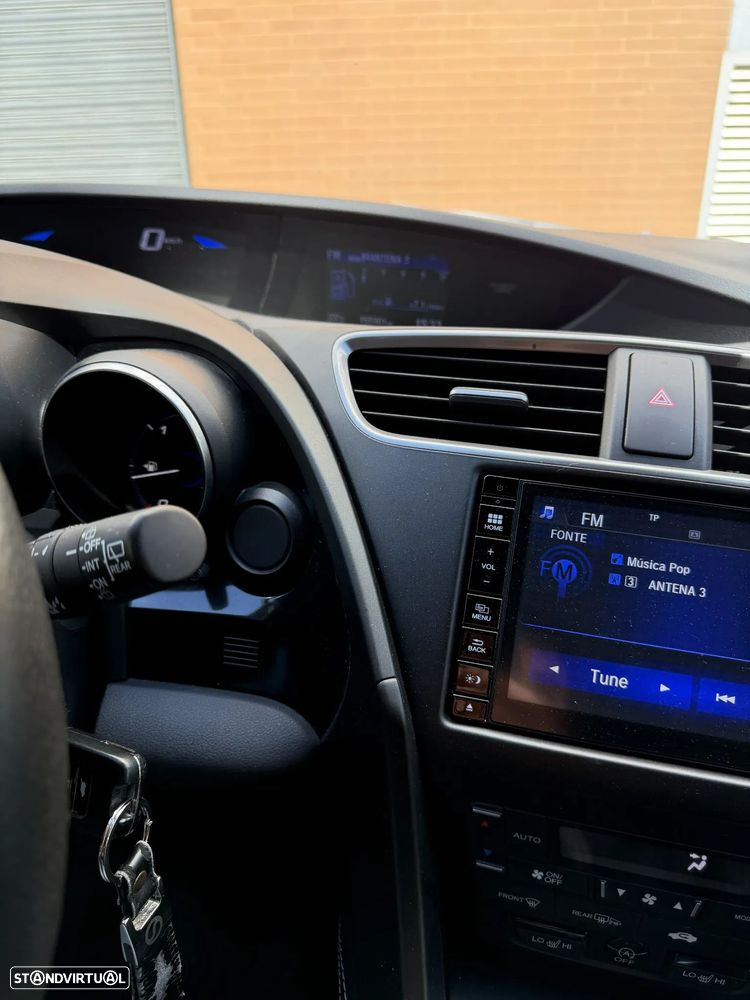 Honda Civic Tourer 1.6 i-DTEC Elegance Connect Navi - 11