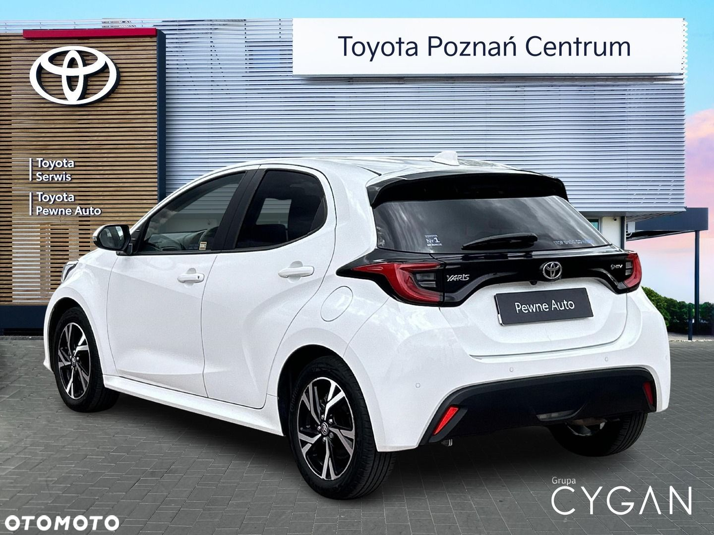 Toyota Yaris - 4
