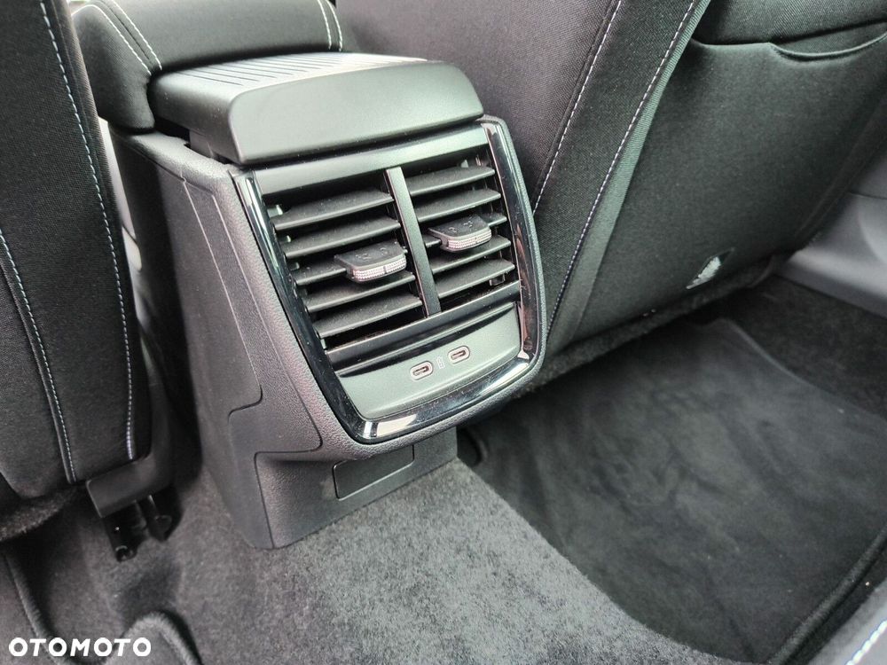 Skoda Scala 1.5 TSI Monte Carlo DSG - 33