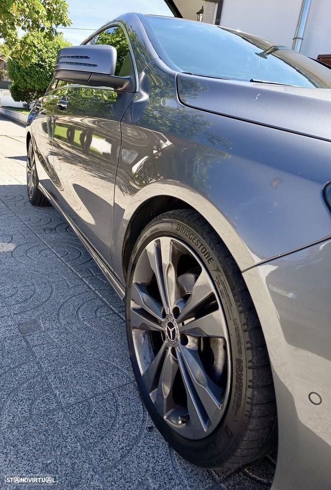Mercedes-Benz CLA 180 d Shooting Brake Urban - 4