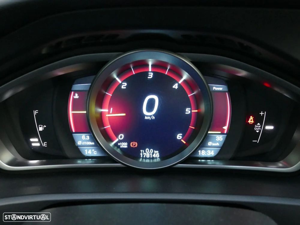 Volvo V40 1.6 D2 Momentum - 17