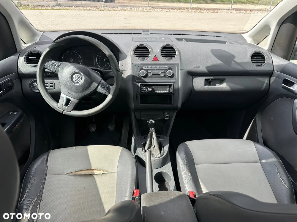 Volkswagen Caddy - 10