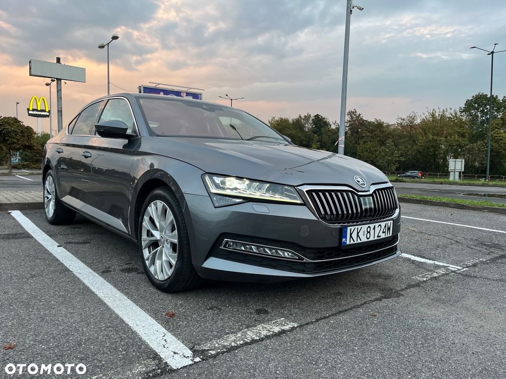 Skoda Superb 2.0 TDI SCR Style DSG - 2