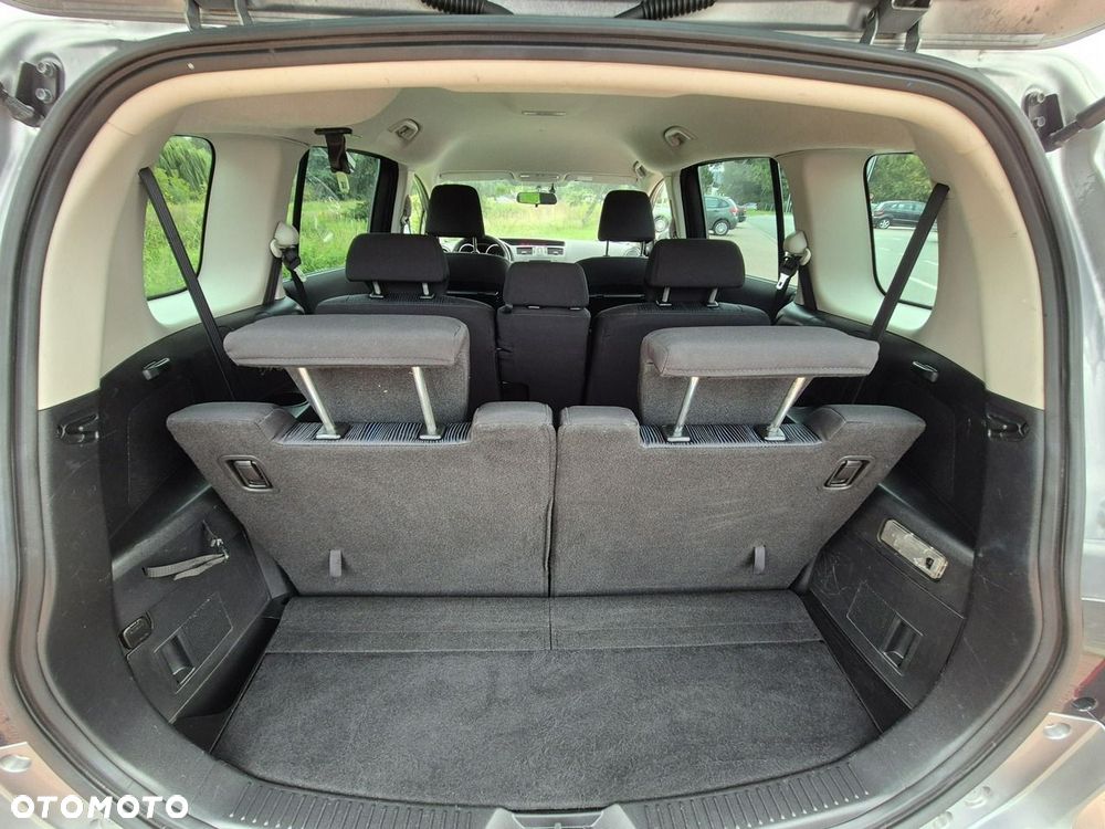 Mazda 5 - 36