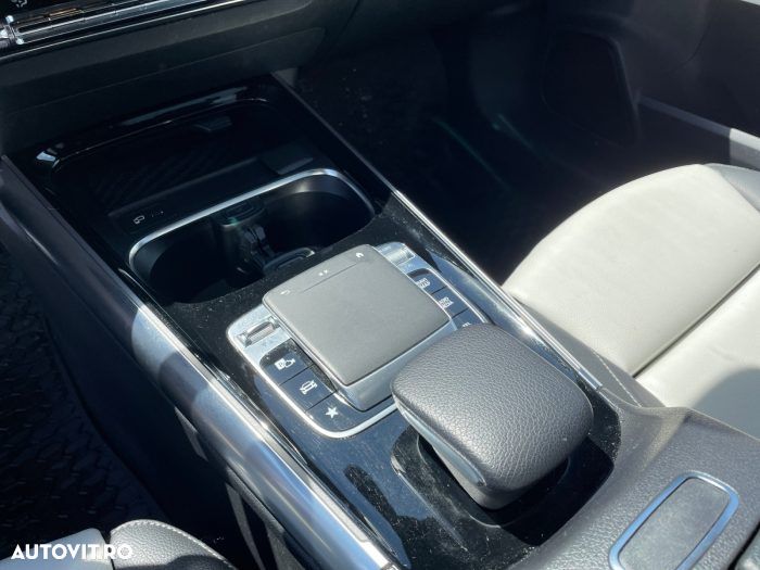 Mercedes-Benz B 200 7G-DCT AMG Line - 12